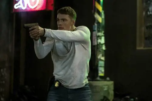 Una serie tv piena di sorprese. Convince l’esperimento di The Night Agent