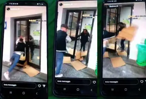Picchiano il clochard disabile e postano il video: bufera a Sarno