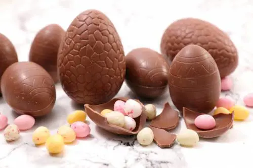 Con Pasqua arriva la truffa del cesto Ferrero: ecco a cosa fare attenzione