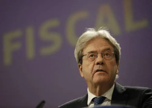 Così la sinistra ha cancellato i confini terrestri e nascosto il vero numero dei migranti