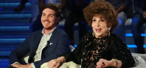 "Convinse Gina Lollobrigida a vendere la Jaguar". Rinviato a giudizio Andrea Piazzolla