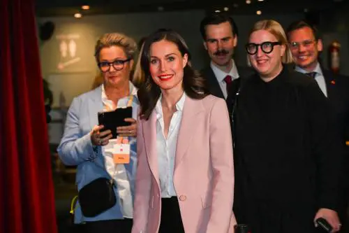 Finisce l'era di Sanna Marin: premier finlandese sconfitta. Vince il centrodestra