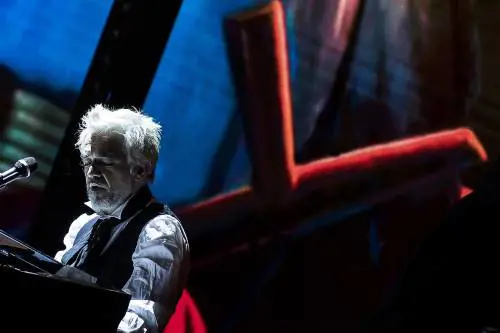 "Non è un musicista". Morgan smonta così Amadeus a Sanremo