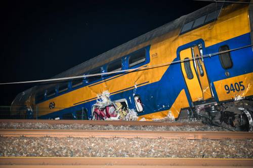 Le immagini dell'incidente ferroviario in Olanda