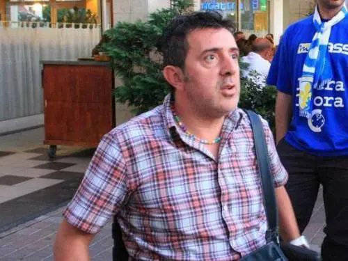 Bergamo, calci e pugni durante la partita all'ex calciatore malato di Sla: ecco cosa è successo