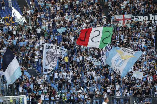 Lazio, Curva Nord chiusa un turno per cori razzisti e antisemiti (ma con pena sospesa)