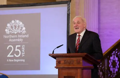 Belfast, minaccia New Ira "Alto rischio di attentati"