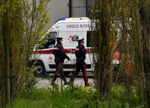 I fratellini schiacciati dal silos "Facevano una prova di guida"