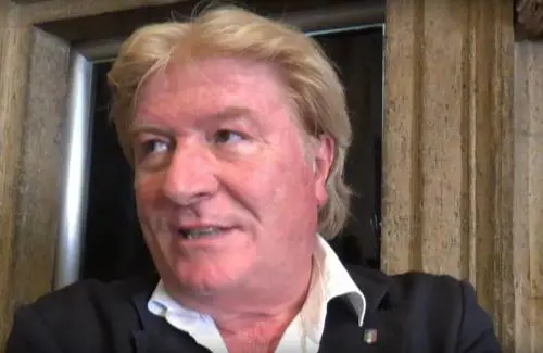 La festa, poi il pestaggio: rapinato nella sua villa il manager delle modelle