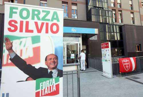 Ottimismo su Berlusconi. "C'è un miglioramento costante e progressivo"