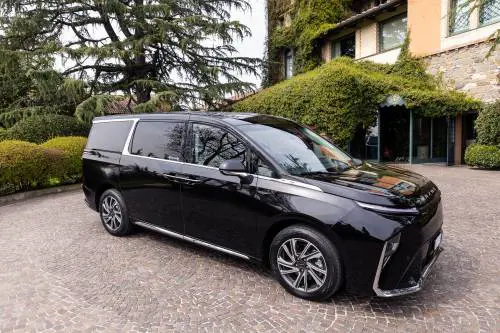 Maxus Mifa9, un viaggio all'insegna del comfort. E non solo