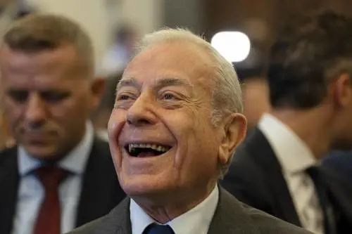 Il ritorno dello "zio Gianni". Letta decisivo nelle scelte Fi