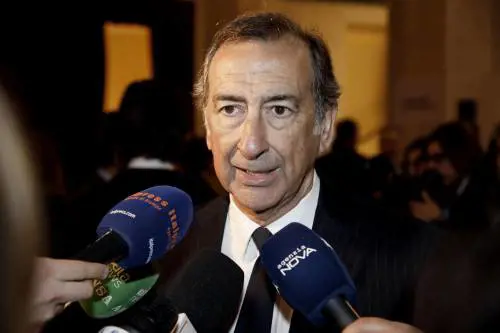 Sala chiede rinforzi. Ma il sindaco Pd ora è un problema anche per il partito
