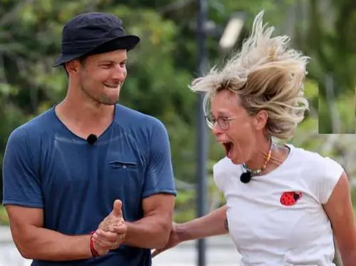 "Sono abituata a stare sul c...". La Pellegrini provoca i fan dopo la puntata di Pechino Express