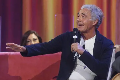 Mezze verità e bugie interne: il rischio dei juke-box a pagamento