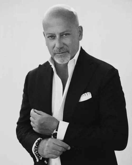 New York, alberghi, Puglia. Domenico Vacca: "La libertà non ha prezzo"