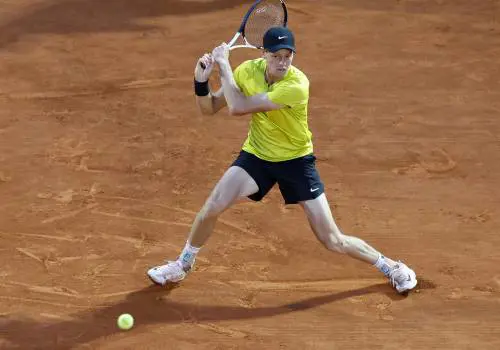 Montecarlo, Sinner si ferma in semifinale: vince Rune al 3° set