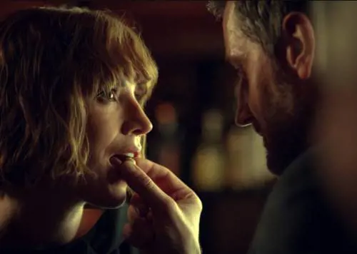 Una storia di erotismo e torbida passione: su Netflix sbanca Ossessione 