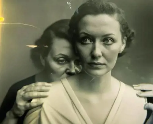 Vince il premio Sony World Photography Award, ma lo rifiuta. La foto era creata tramite IA