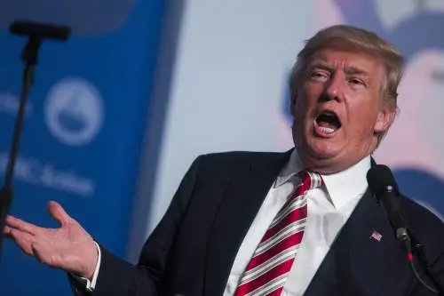 Trump condannato per abuso sessuale