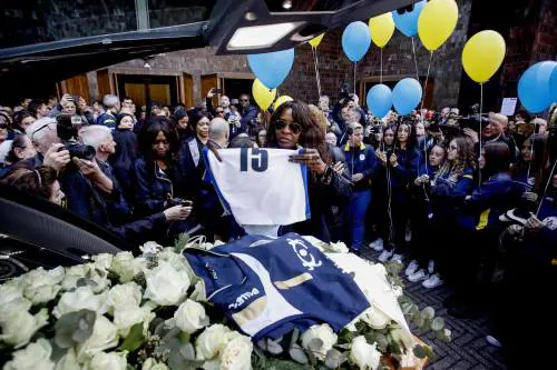 Gli addii, le lacrime e i segni non colti