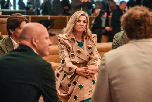 Anche la regina d'Olanda tra i padiglioni ma prima visita il Bosco Verticale a Porta Nuova