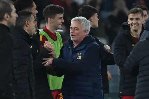 Josè Mourinho, lo Special One che vive il calcio da imperatore