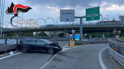 Milano, inseguimento contromano, poi lo schianto: cosa è successo