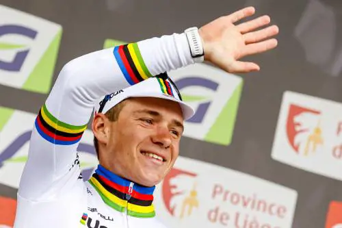 Remco Evenepoel vince la Liegi-Bastogne-Liegi