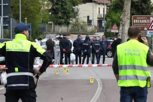 "Ha invocato Allah e poi ha sparato". Il racconto choc dell'attacco del marocchino