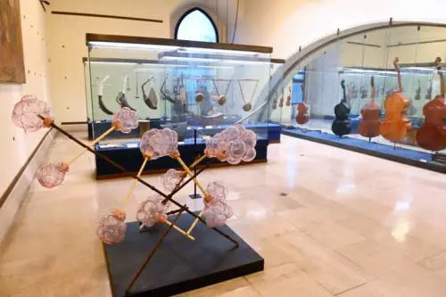 Al Castello Sforzesco di Milano “Vetro e opera lirica. Soffi d’arte”