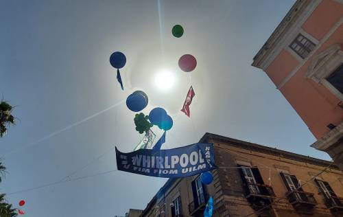 Ex Whirlpool, il sito di Napoli passa a Tea Tek: salvi 312 posti di lavoro