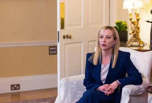 "Forza Michela, tifiamo per te". Il messaggio di Meloni per la Murgia