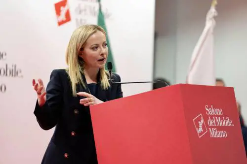 La maggioranza cade sul Def. La premier: "Non ho parole..."