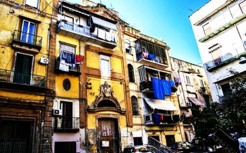 Chiese ad uso "fantasioso", ecco il festival degli orrori