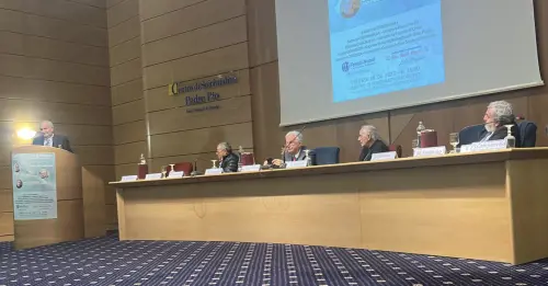 Fioroni sbarca in Puglia e beffa Calenda (grazie a Emiliano)