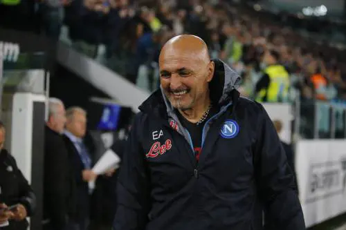 Napoli, festa rimandata per gustarsi meglio lo scudetto... sospeso