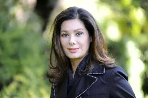 Un primo piano di Edwige Fenech