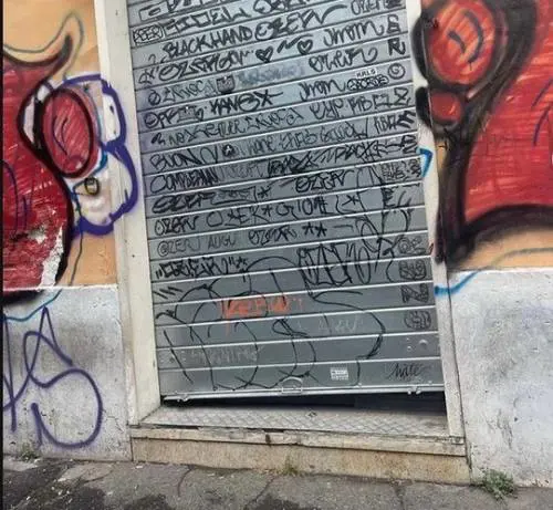 foto postata da Vladimir Luxuria