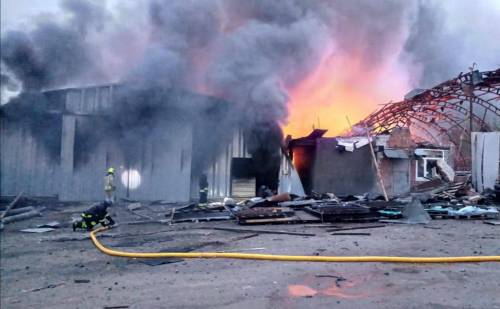 Pioggia di missili sull'Ucraina: la nuova strategia di Mosca per frenare Kiev
