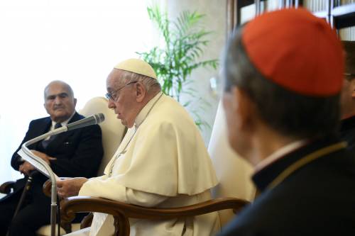 Pedofilia, Papa in campo contro gli abusi sessuali: "Deturpano la nostra testimonianza"