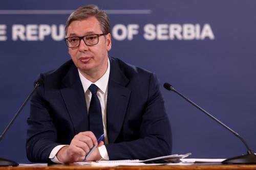 Voto in Serbia, rivince Vucic. Le opposizioni: "Irregolarità"