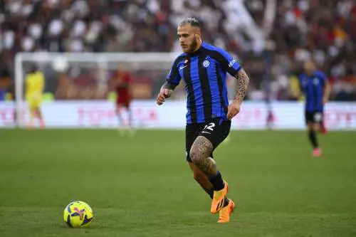 Le milanesi all'euroderby "fisicamente" agli opposti