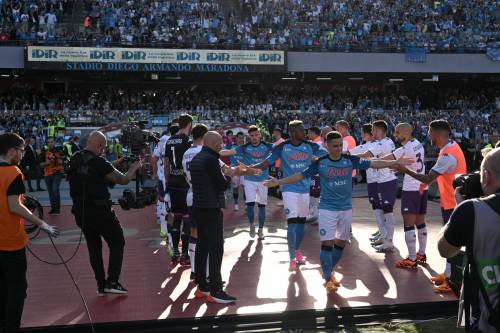Il Napoli Campione fa festa al Maradona: un rigore di Osimhen stende la Fiorentina