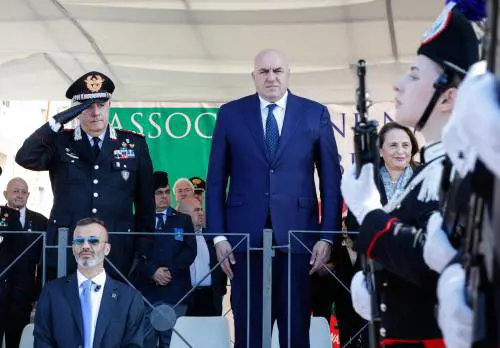 Ostia in festa coi carabinieri. "Il mondo ce li invidia"