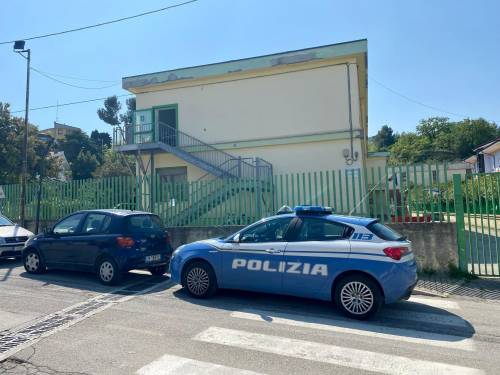 Cade dalla finestra di una scuola a Pescara: 12enne in gravi condizioni
