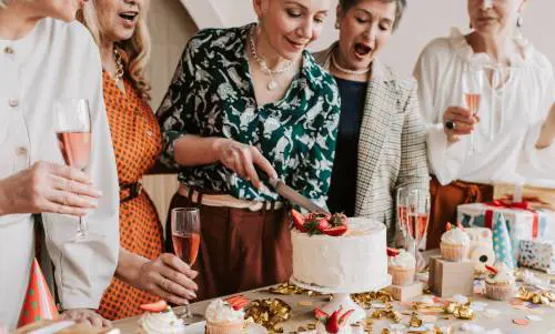 Over, tutte le soluzioni per salutare i colleghi quando si va in pensione