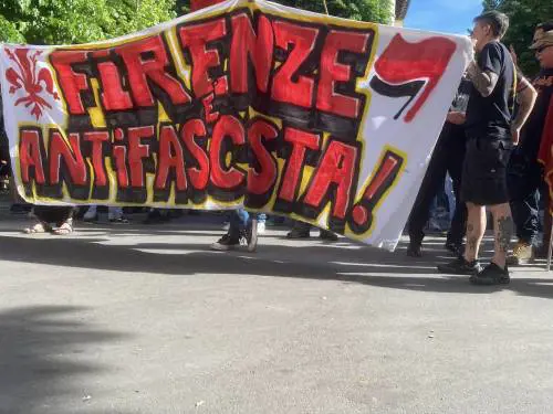 La manifestazione oggetto di polemiche fra PD e Sinistra