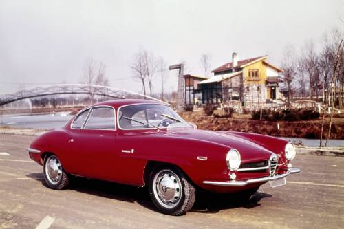 Alfa Romeo Giulia SS, sessant'anni in abito da sera