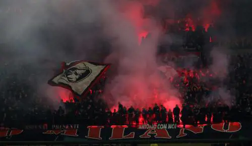 Record di incassi e sfilata di vip: il derby di Champions sugli spalti